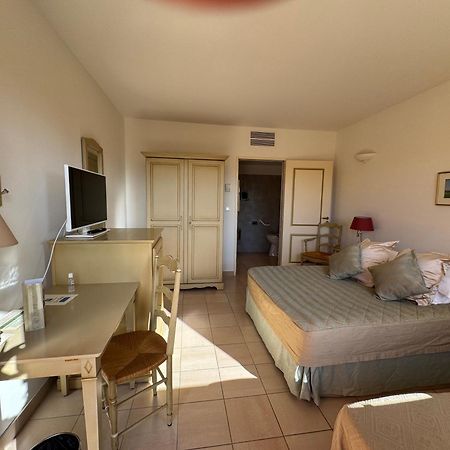 Hotel Terriciae Aux Portes De Maussane Les Alpilles Екстер'єр фото