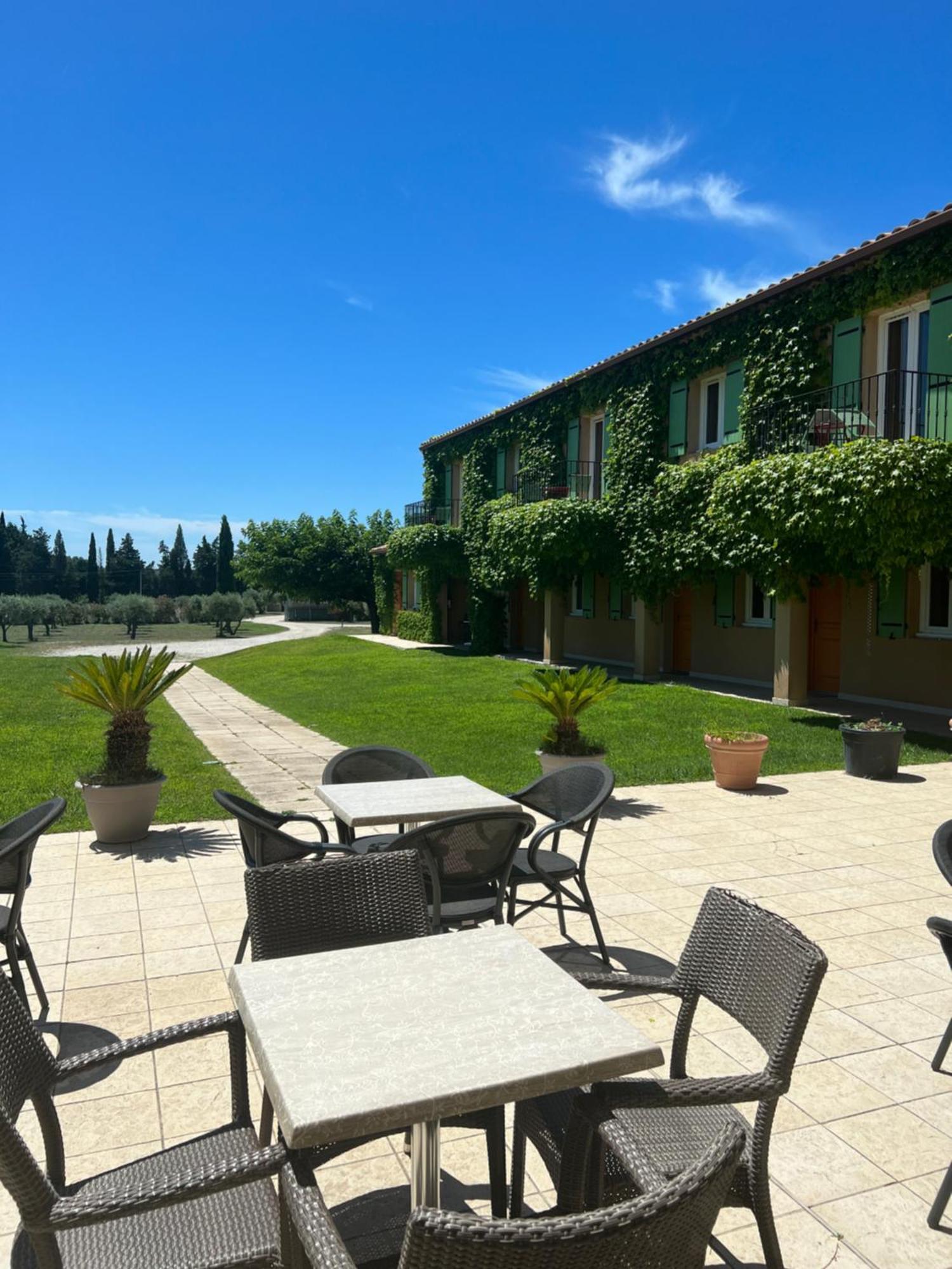 Hotel Terriciae Aux Portes De Maussane Les Alpilles Екстер'єр фото