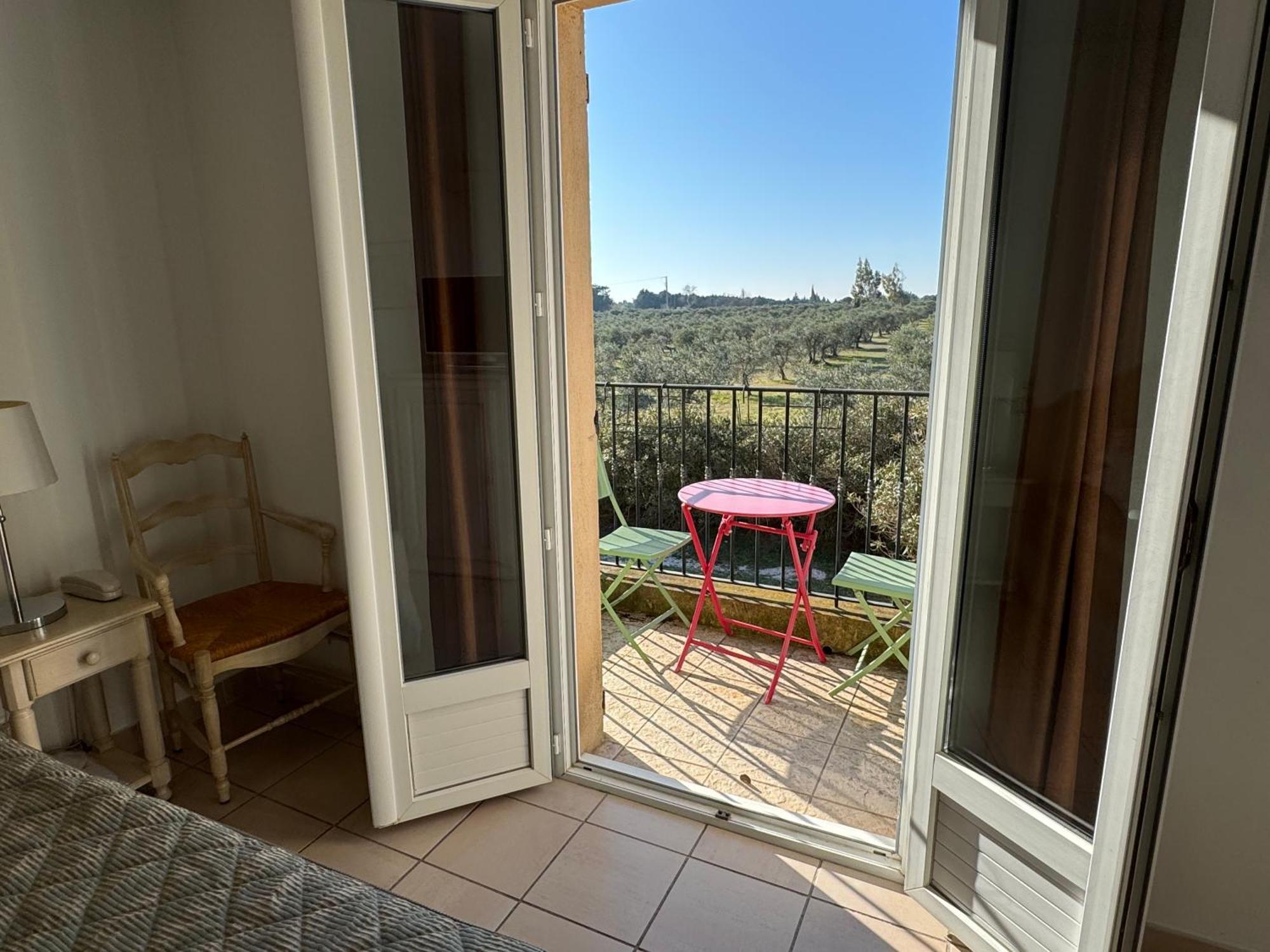Hotel Terriciae Aux Portes De Maussane Les Alpilles Екстер'єр фото